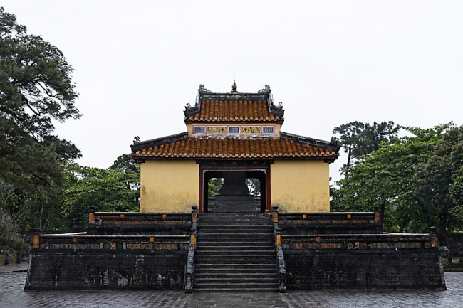 Hué-Tombeau de Minh Mang-041